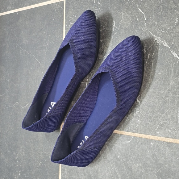 Mia Womens Navy Izzy Flannel Flyknit Flat Slip On Casual Size US 6 M EU 36.5 - Picture 2 of 8